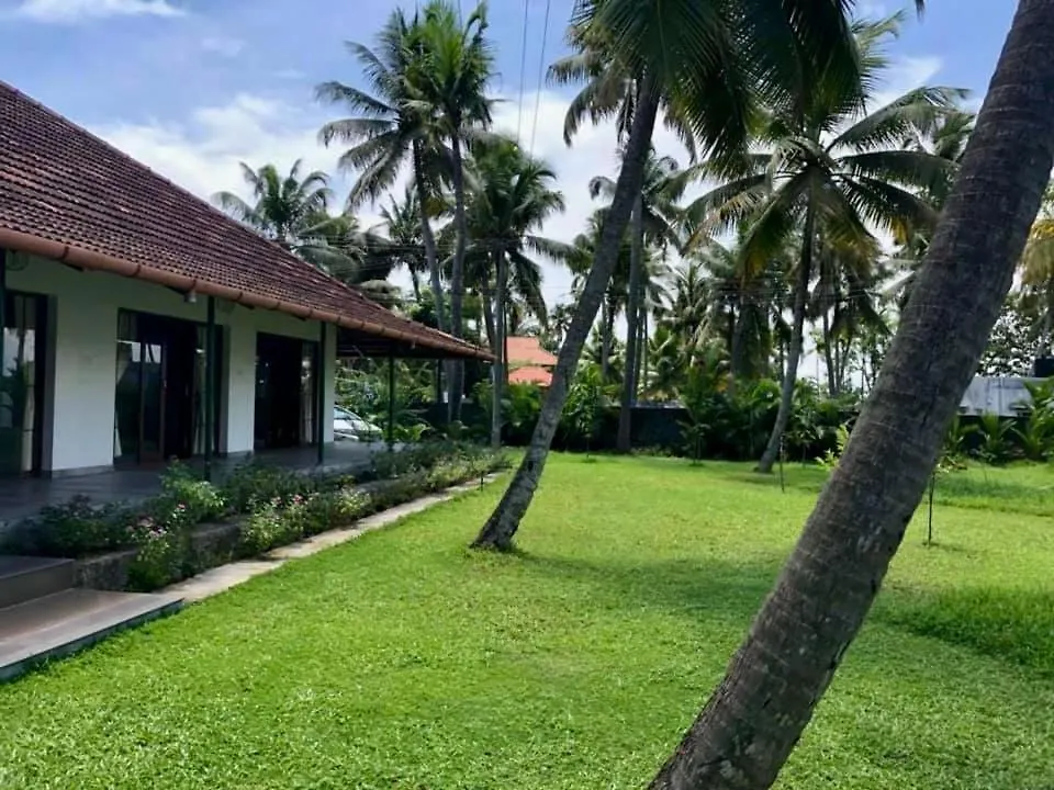 The Mill - Riverside 3Bhk Villa By Halcyon Traveltech Murinjupuzha Indien