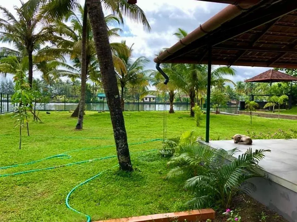 The Mill - Riverside 3Bhk Villa By Halcyon Traveltech Murinjupuzha