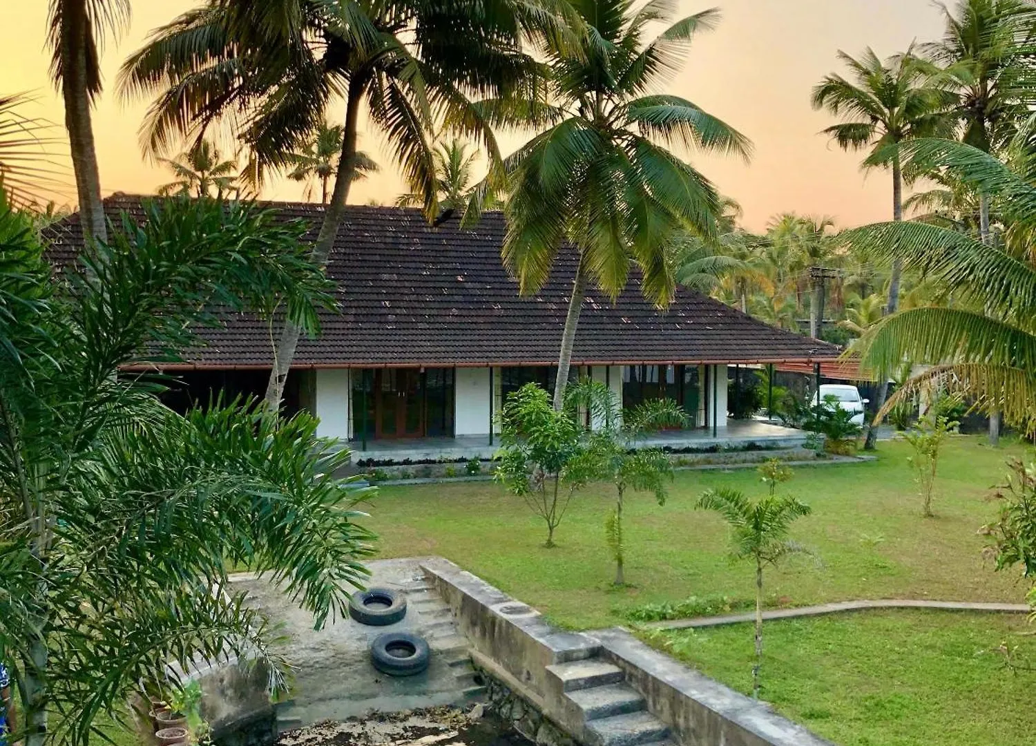 The Mill - Riverside 3Bhk Villa By Halcyon Traveltech Murinjupuzha Indie