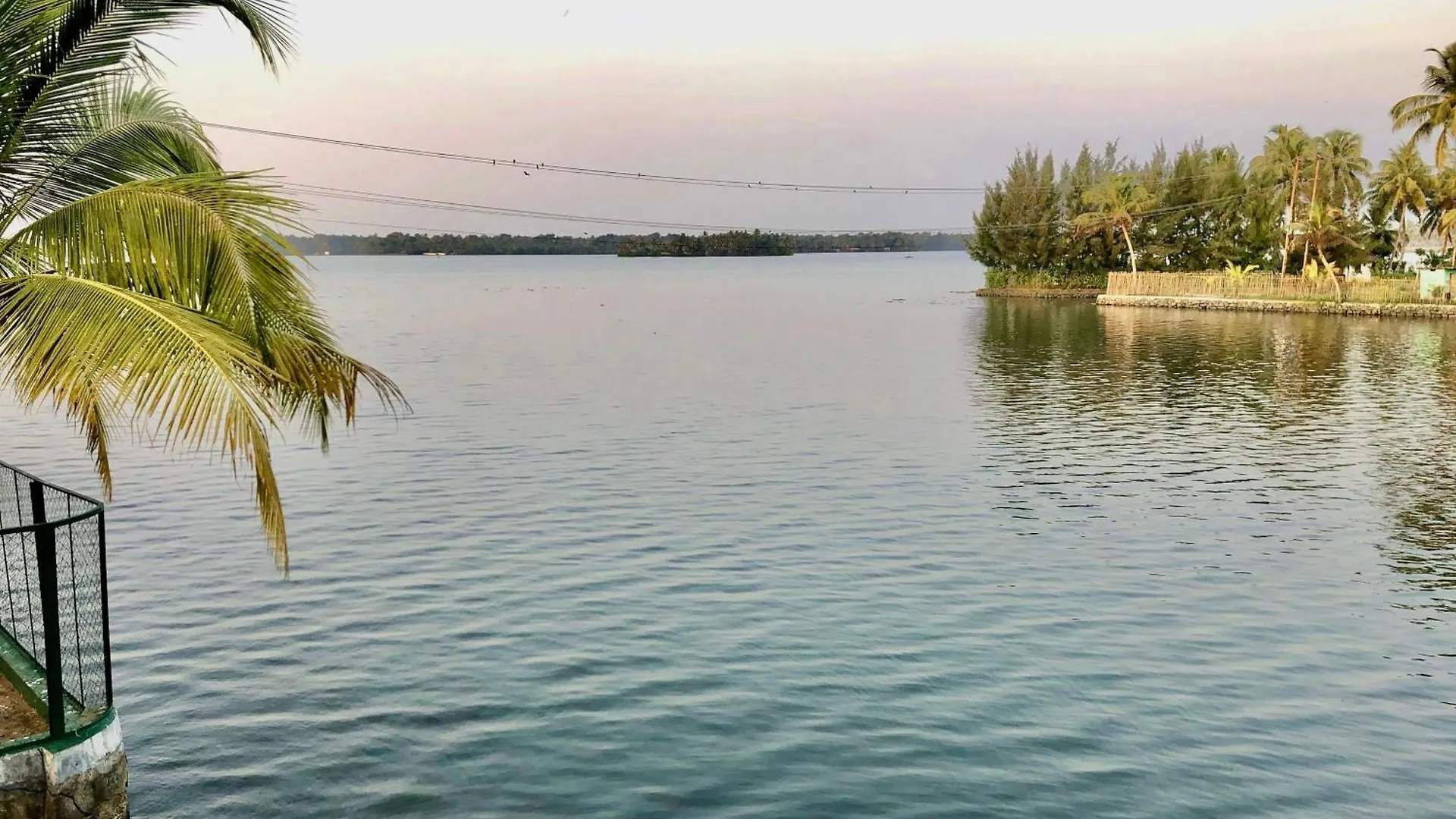 The Mill - Riverside 3Bhk Villa By Halcyon Traveltech Murinjupuzha